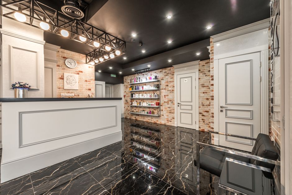 Interiorul salonului BeYOUtiful Studio